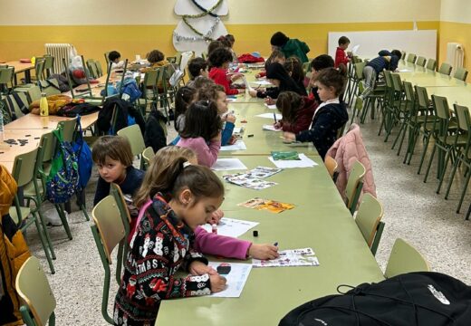 Máis de medio centenar de nenos participan nos campamentos deportivos de Carral